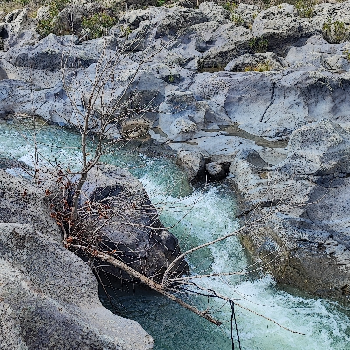 Cascatelle dell'Alcantara e Vulcanetto di Mojo